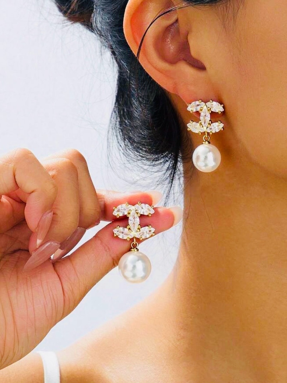 Gold Pearl Drop Earrings with Crystal Accents - Elegant Women's Jewelry